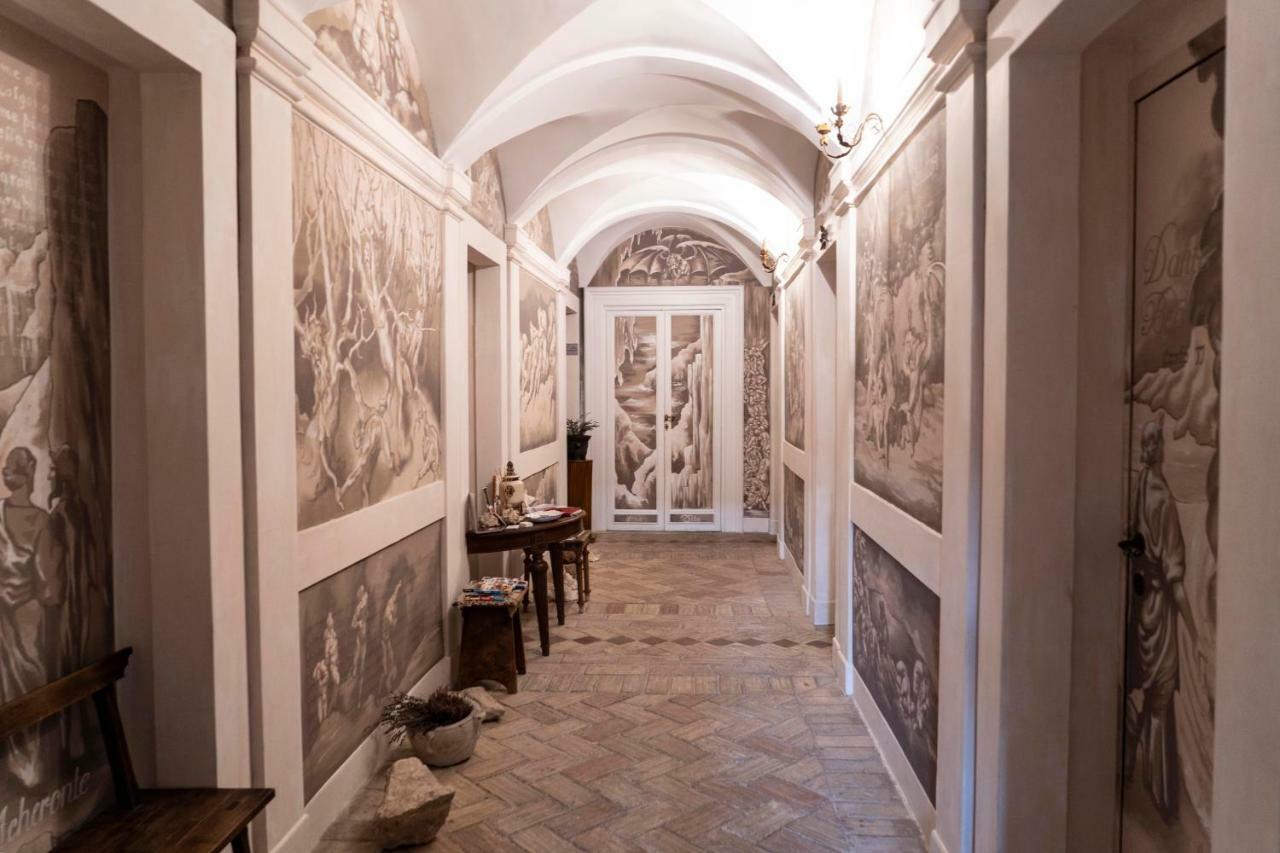 Dante'S Hell B&B โรม ภายนอก รูปภาพ